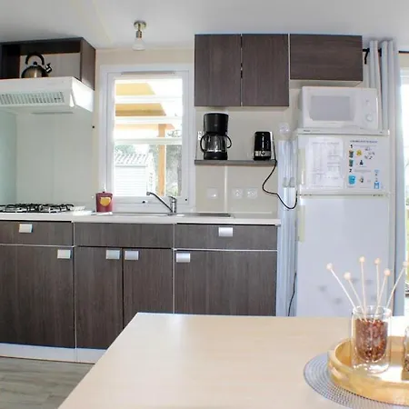 Campsite Mobilhome Cosy Aulywan La Boissiere-de-Montaigu