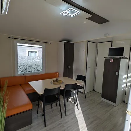 Mobilhome Cosy Aulywan Campingplatz La Boissiere-de-Montaigu